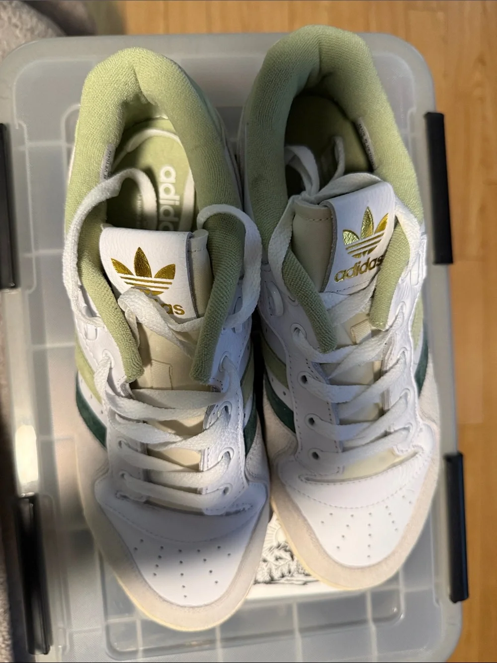 adidas Rivalry Low sneakers